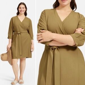 Everlane: Japanese GoWeave Wrap Dress Green Neutral- size 12